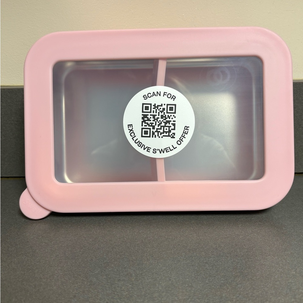 S'well Food Storage Container - Picture 2 of 13